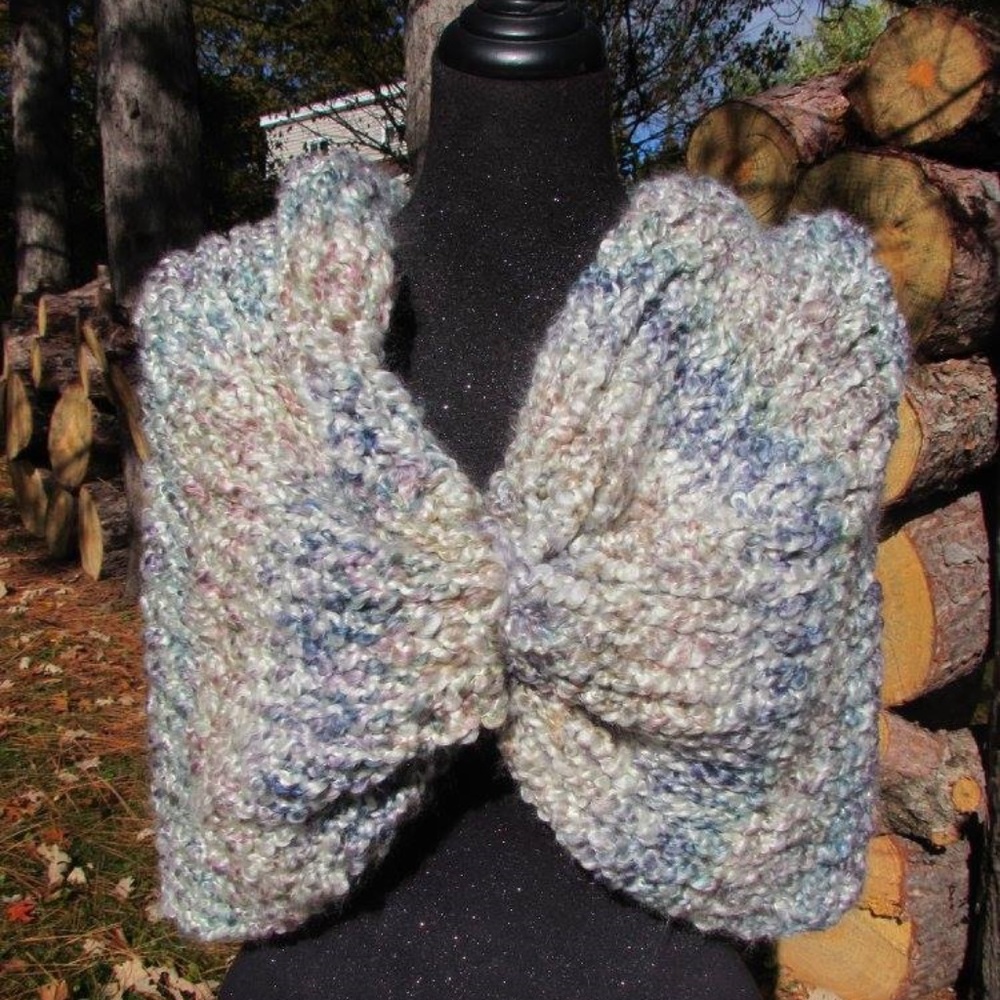 Women's Shawl: Handmade